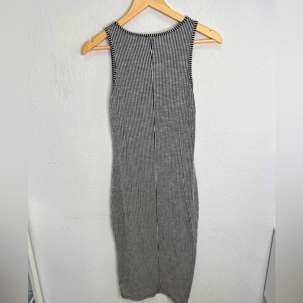 Caution to the wind women’s black and white striped dress size xs - Picture 2 of 3